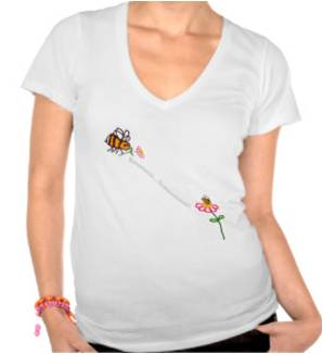 2 bees and flowers  t-shirt